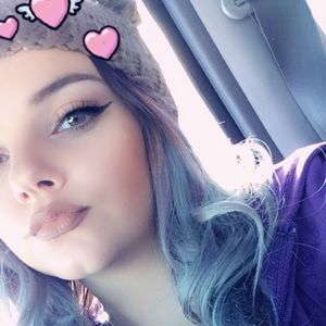 Meet your Posher, Mikayla